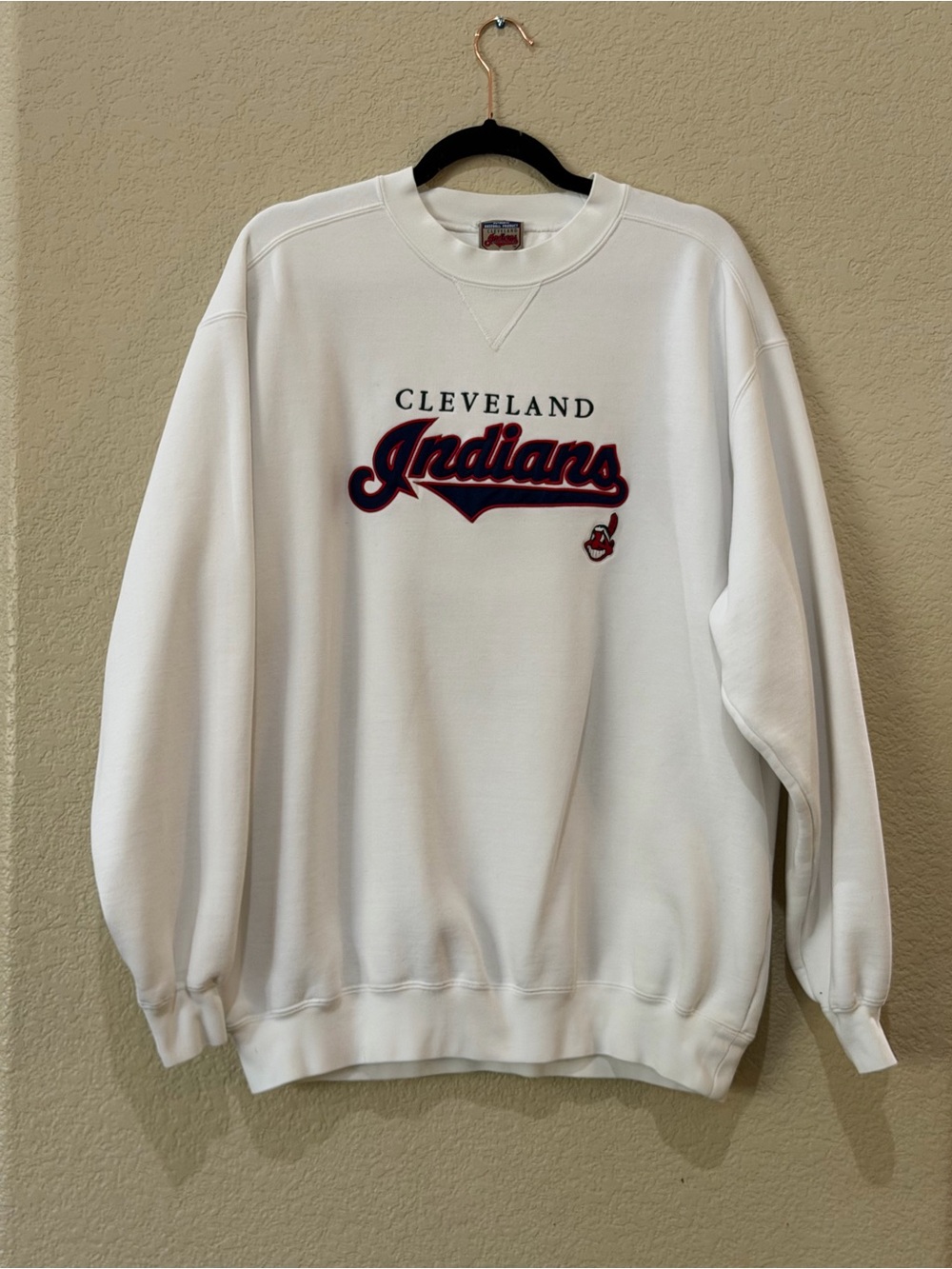 Vintage 90’s Cleveland Indians white crewneck sweatshirt with embroidered logo